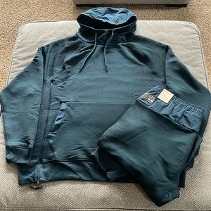 BNWT Nike Therma-FIT ADV A.P.S. Fleece Fitness Xxl Hoodie suit XL pants.